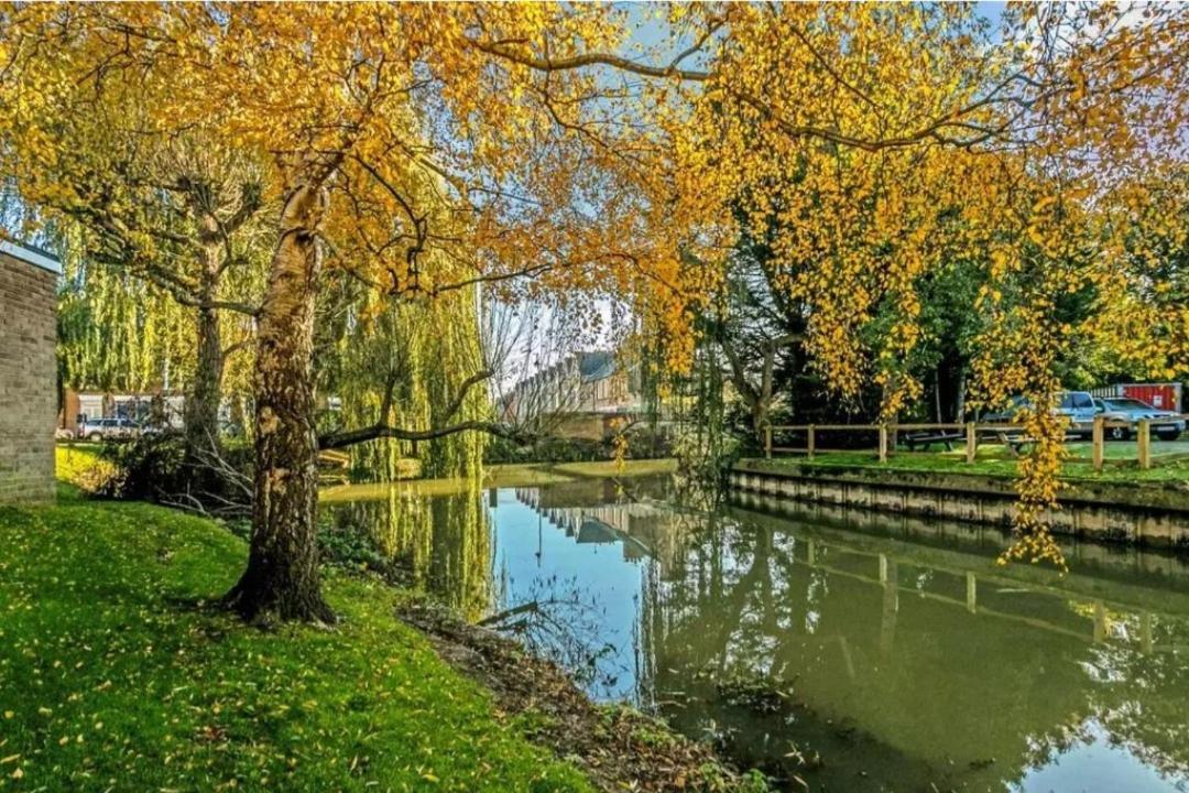 Riverside Apartment أكسفورد المظهر الخارجي الصورة